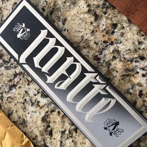 KVD Metal Matte Eyeshadow Palette